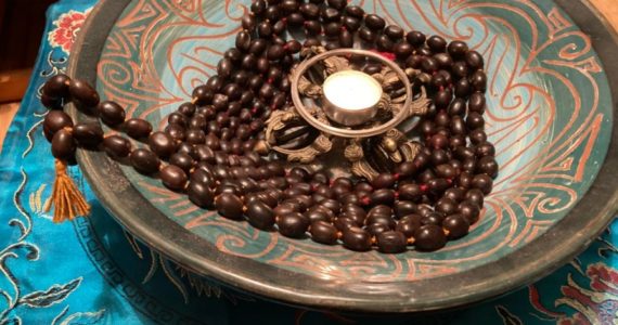 mala-din-seminte-de-lotus-simbolul-cresterii-spirituale