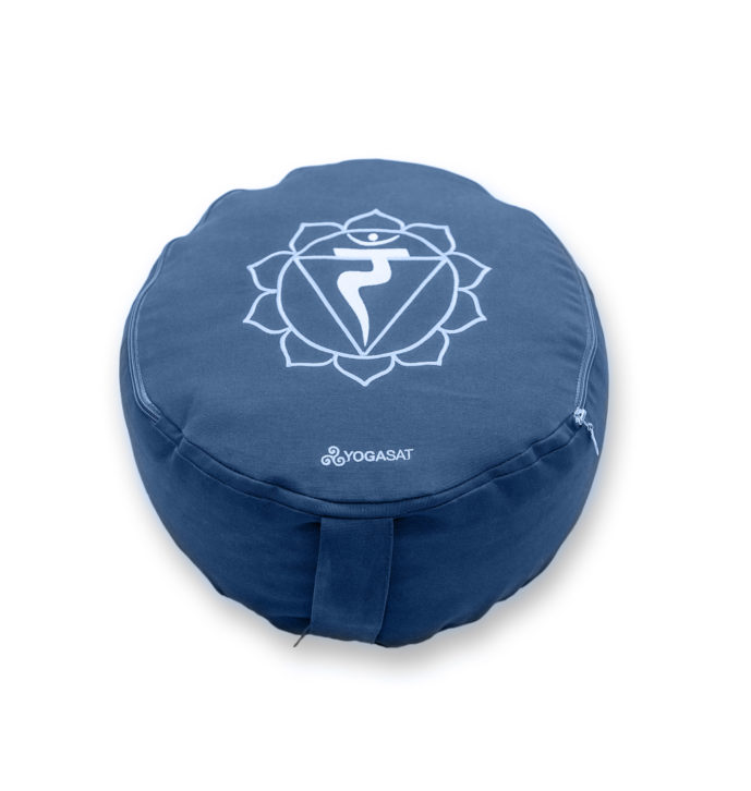 Pernă rotundă YogaSat cu hrișcă, bleumarin cu broderie Manipura Chakra, premium quality Pernă rotundă YogaSat cu hrișcă, bleumarin cu broderie Manipura Chakra, premium quality